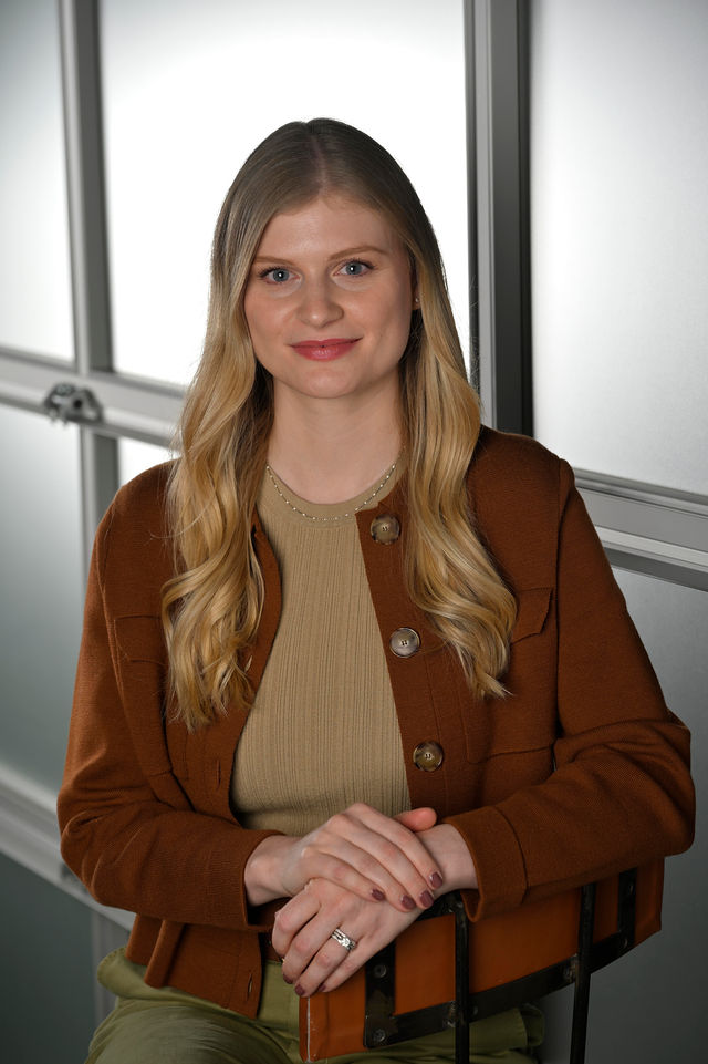 Rosie Thoni's headshot