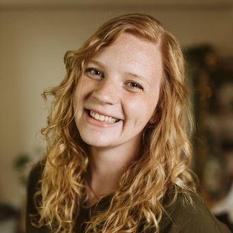 Rebekah Dykhuizen's Headshot