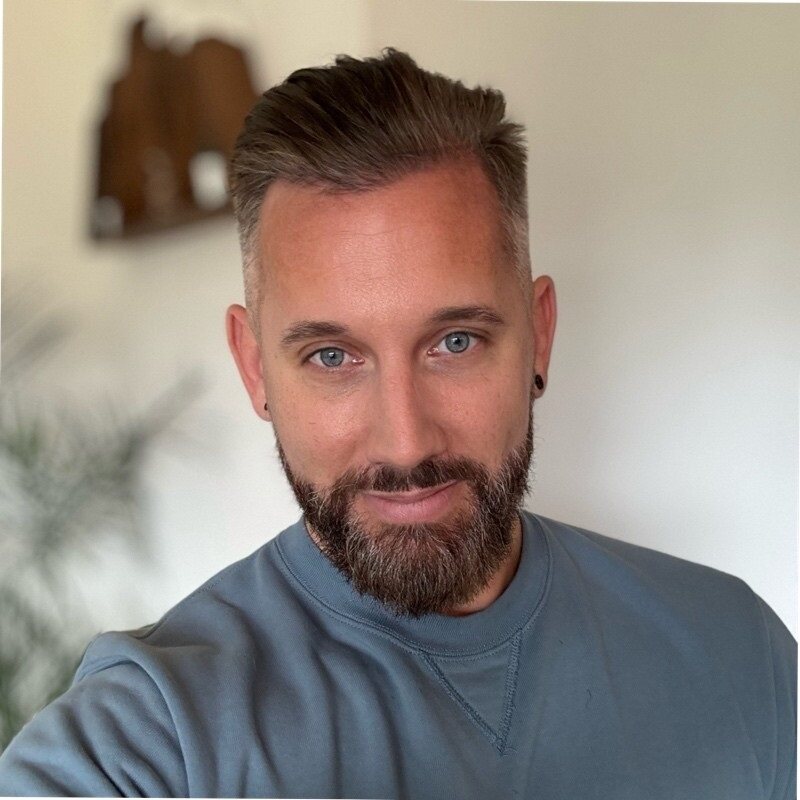 Julien Vaireaux's Headshot